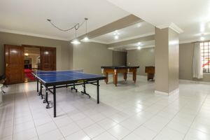 Image 20 - 925142