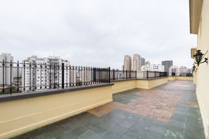 Image 22 - 925142