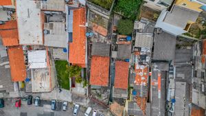 Image 23 - 925143