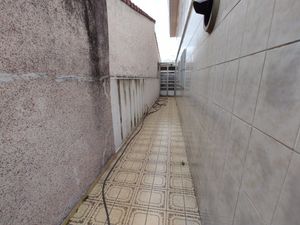 Image 25 - 925152