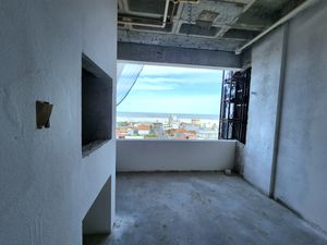 Image 15 - 925153