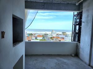 Image 16 - 925153