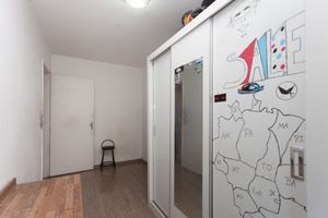 Image 35 - 925158