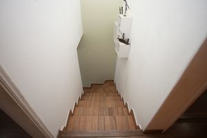 Image 30 - 925158