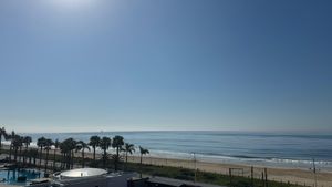 Image 15 - 925161