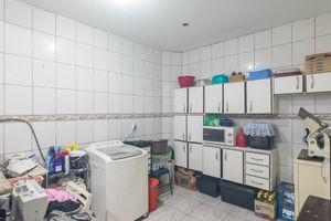 Image 22 - 925167