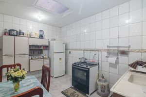 Image 20 - 925167