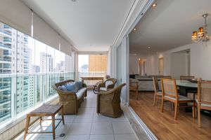 Image 14 - 925171