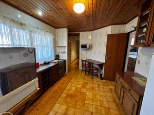 Image 18 - 925172
