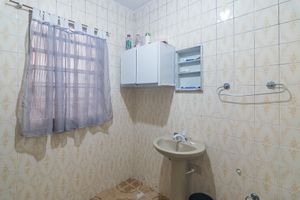 Image 15 - 925173