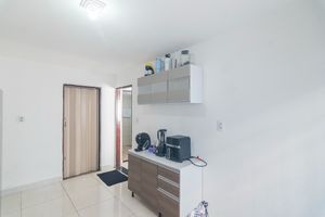 Image 37 - 925173