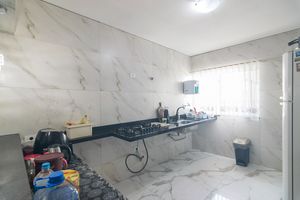 Image 17 - 925173