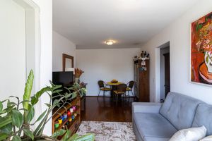 Image 4 - 925176