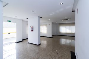 Image 33 - 925176