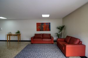 Image 30 - 925176