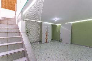 Image 22 - 925177