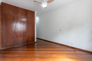 Image 32 - 925177