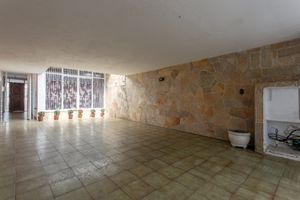 Image 1 - 925177