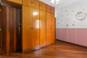 Image 39 - 925177