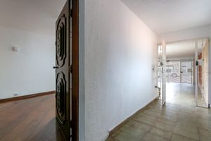 Image 6 - 925177