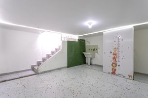 Image 23 - 925177