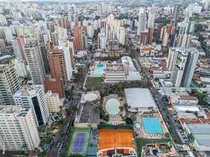 Image 17 - 925180