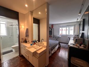 Image 18 - 925182