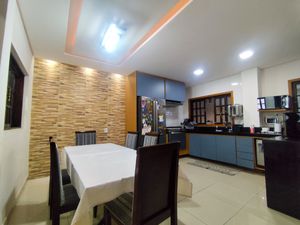 Image 6 - 925188