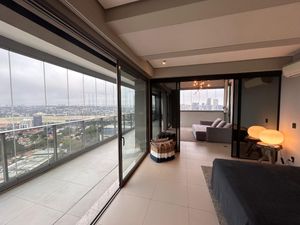 Image 19 - 925200