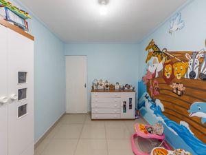 Image 11 - 925201