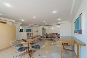 Image 35 - 925202