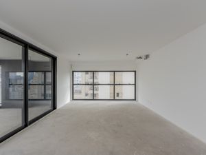 Image 3 - 925203