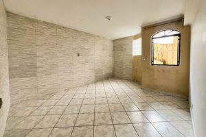 Image 8 - 925206