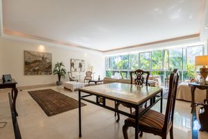 Image 1 - 925207