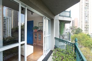 Image 5 - 925209