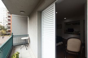 Image 22 - 925209