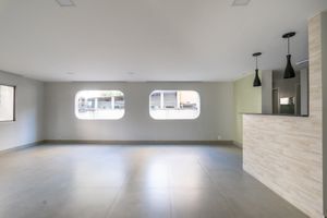 Image 34 - 925213