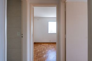Image 12 - 925213