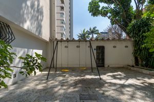 Image 28 - 925213