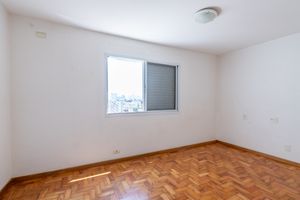 Image 16 - 925213