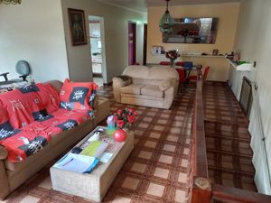 Image 8 - 925217