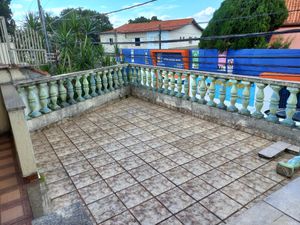 Image 18 - 925217