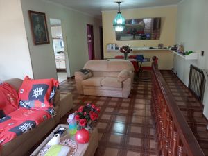 Image 13 - 925217