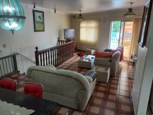 Image 11 - 925217