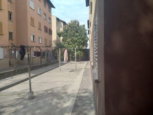 Image 37 - 925219