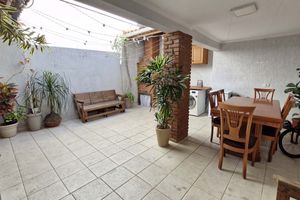 Image 21 - 925223