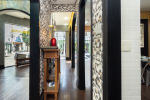 Image 17 - 925225