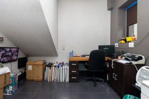 Image 7 - 925225