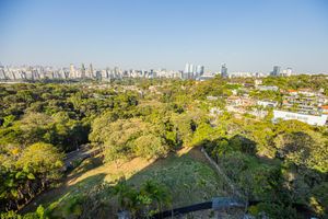 Image 33 - 925226