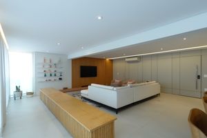 Image 4 - 925228